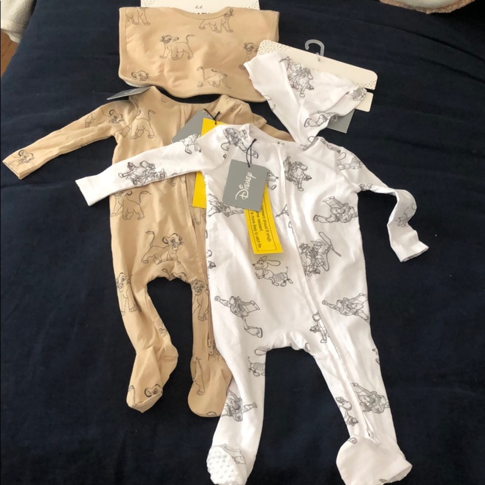 Disney onesie with bibs